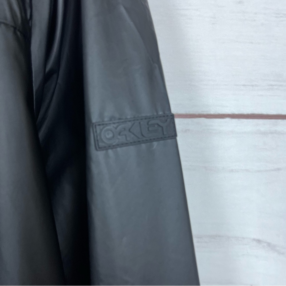 Oakley Explorer Packable Jacket Medium - image 3
